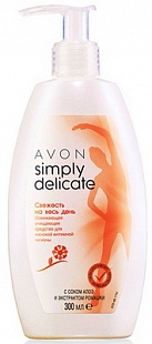Освежающее очищающее средство для женской интимной гигиены с соком алоэ и экстрактом ромашки - Серия Simply Delicate